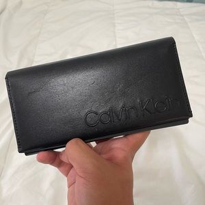 Calvin Klein Embossed logo Black Leather long fold hand Wallet